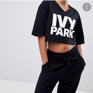Ivy Park Cropped Logo Tee Xs